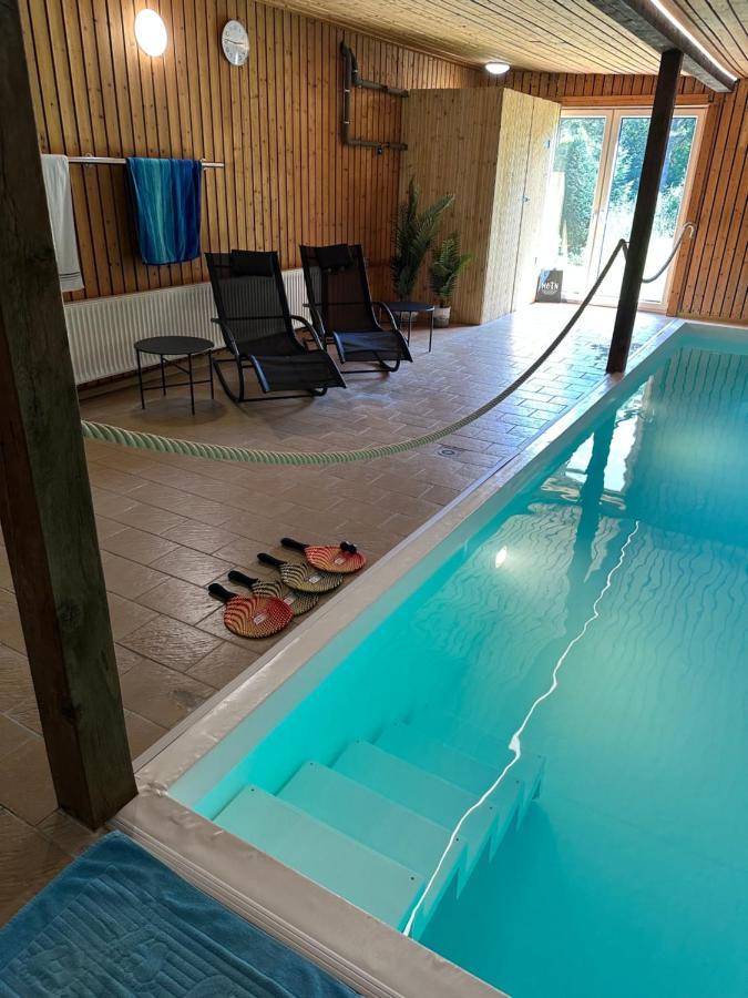 Home Of Oasis - Indoorpool, Sauna, Naturteich Surwold Exteriör bild